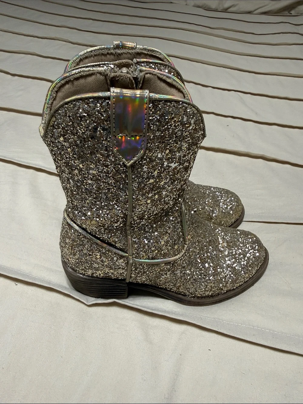 Kids Glitter Cowboy Boots - Sparkling Silver
